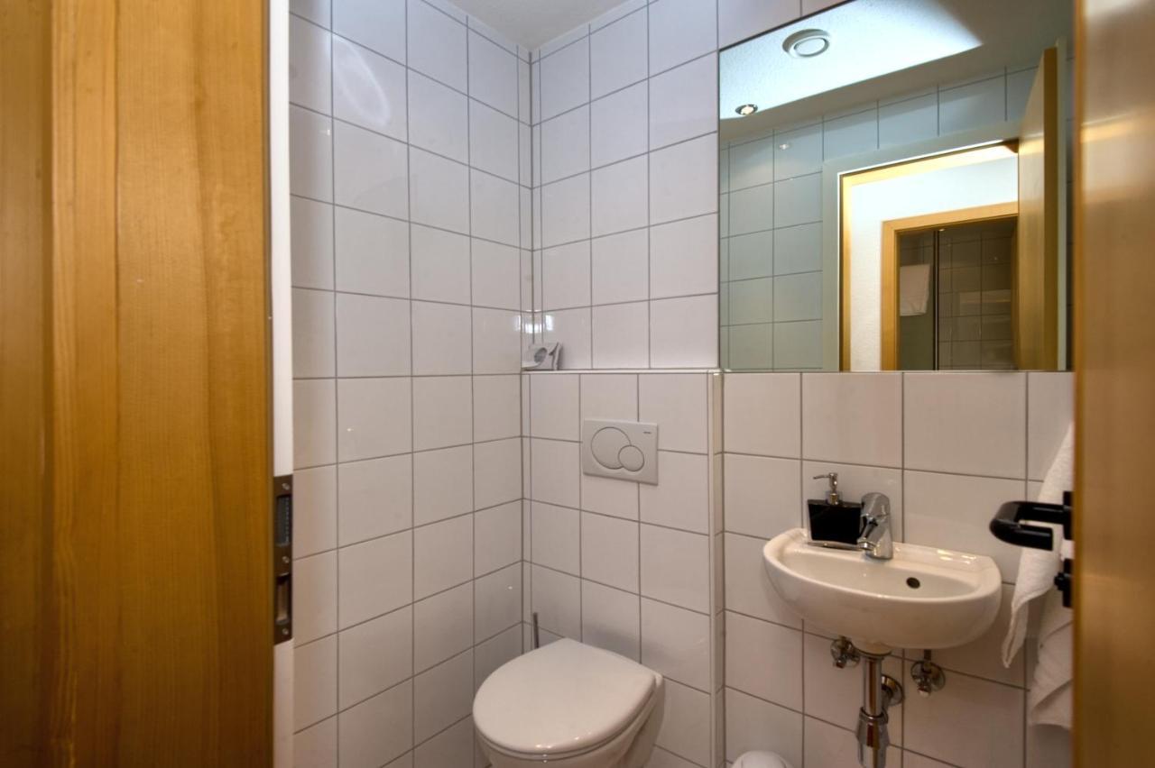 Jufa Hotel Schwarzwald 伦茨基希 外观 照片