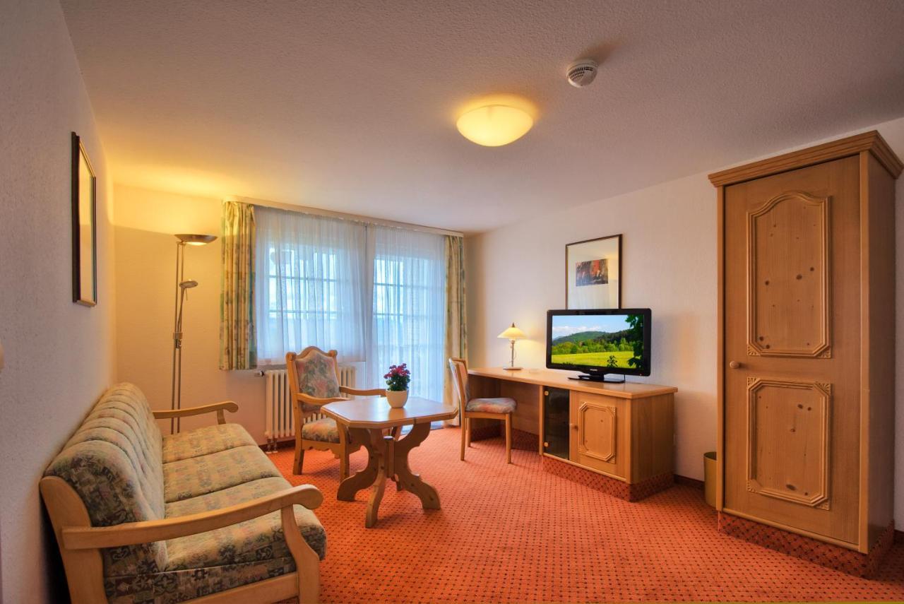 Jufa Hotel Schwarzwald 伦茨基希 外观 照片