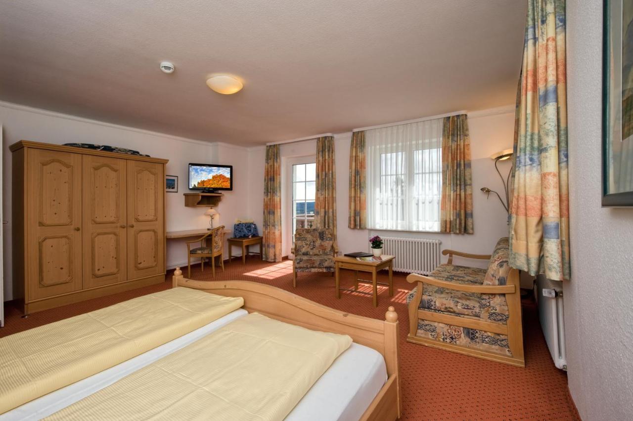 Jufa Hotel Schwarzwald 伦茨基希 外观 照片