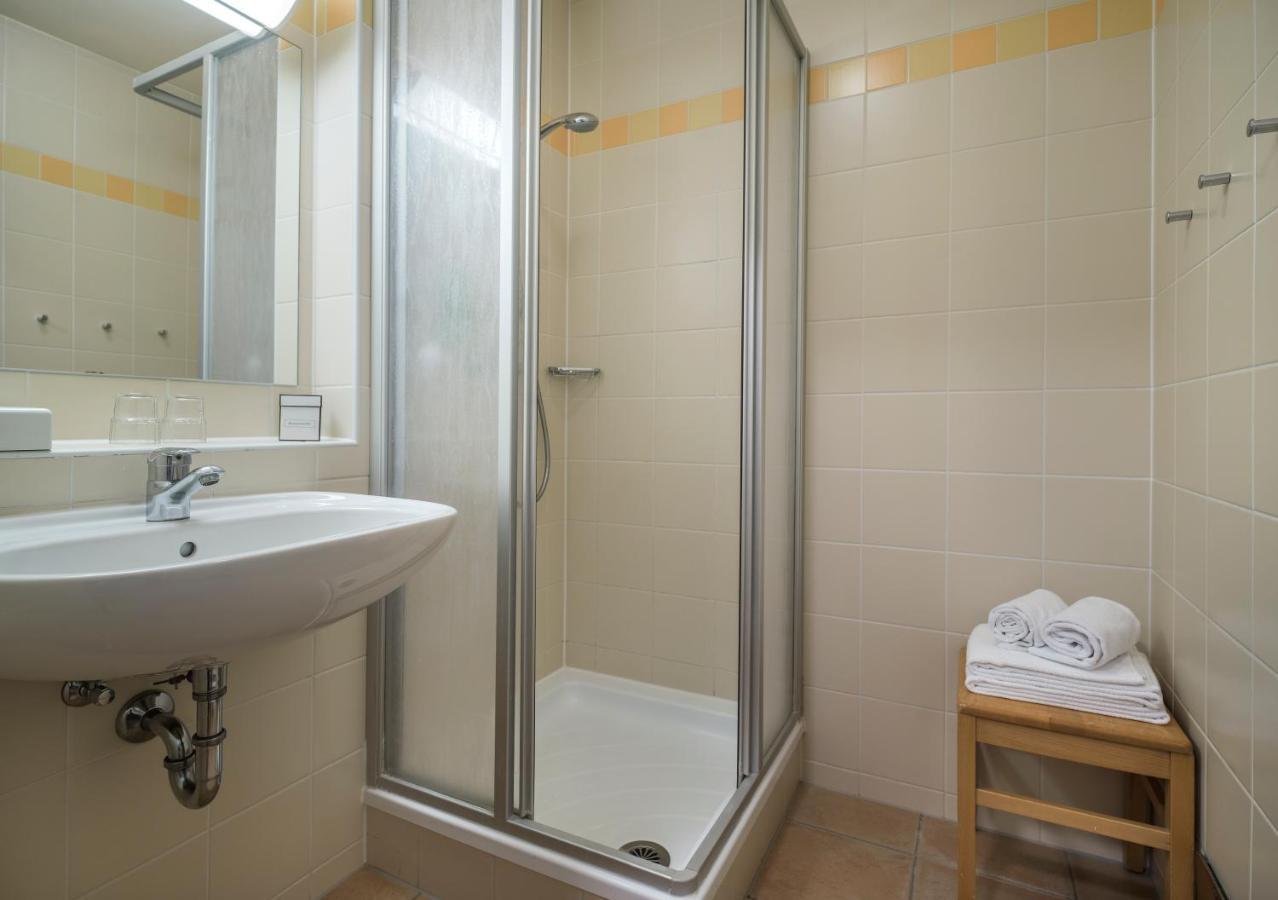 Jufa Hotel Schwarzwald 伦茨基希 外观 照片