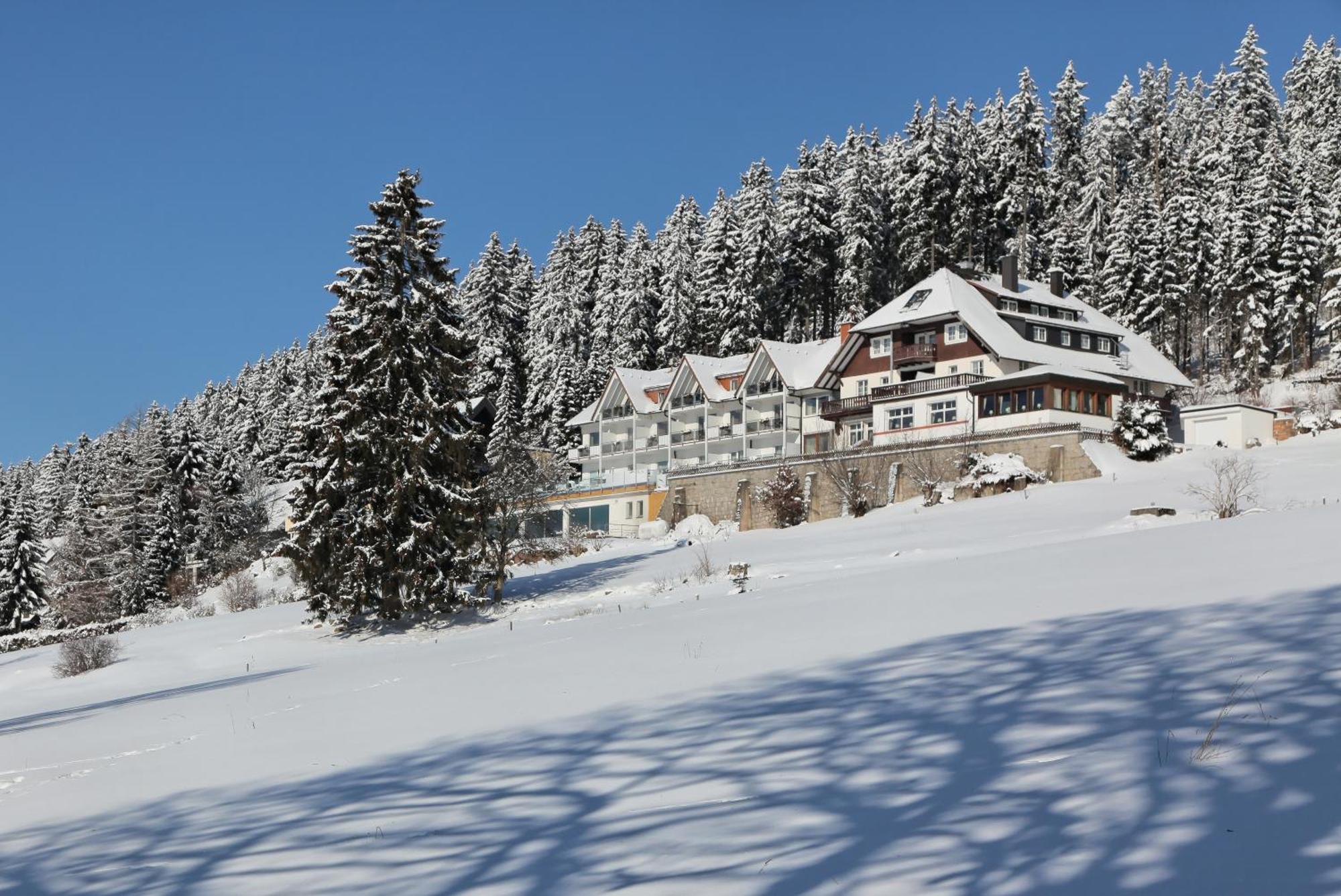 Jufa Hotel Schwarzwald 伦茨基希 外观 照片